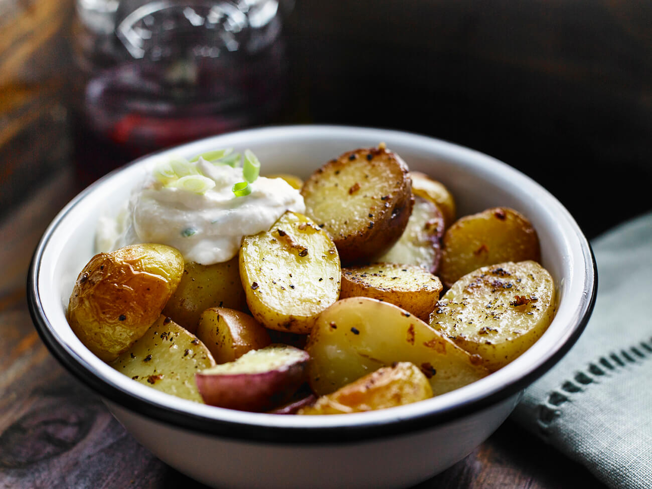 Barbecued Potatoes with Horseradish Sour Cream