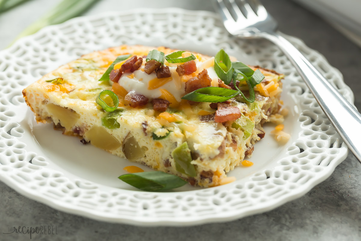 Casserole de pommes de terre toute garnie pour le déjeuner