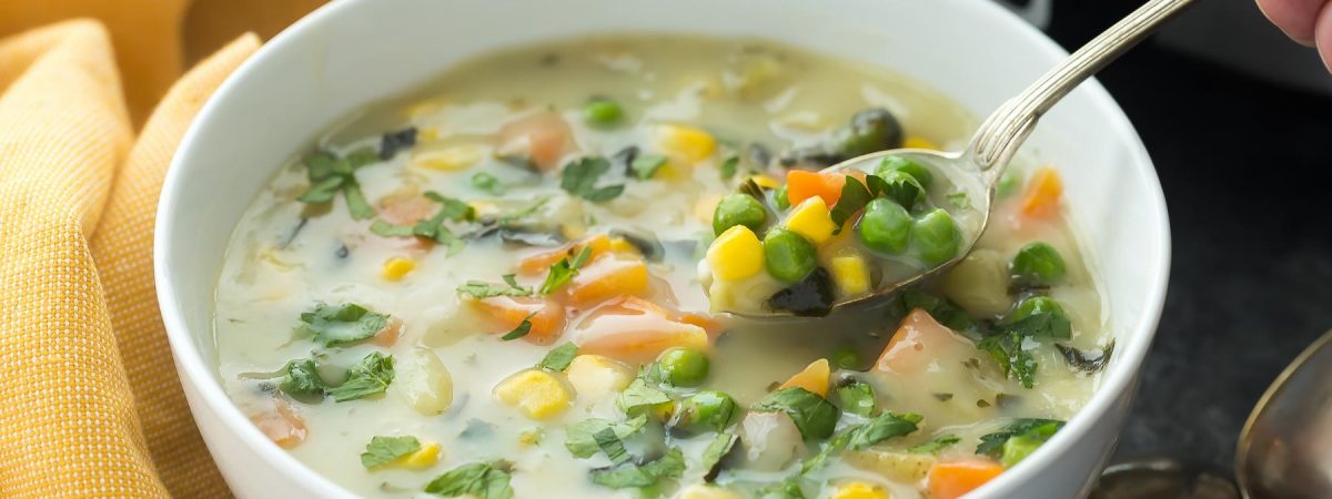 Slow Cooker Creamy Vegetable Soup