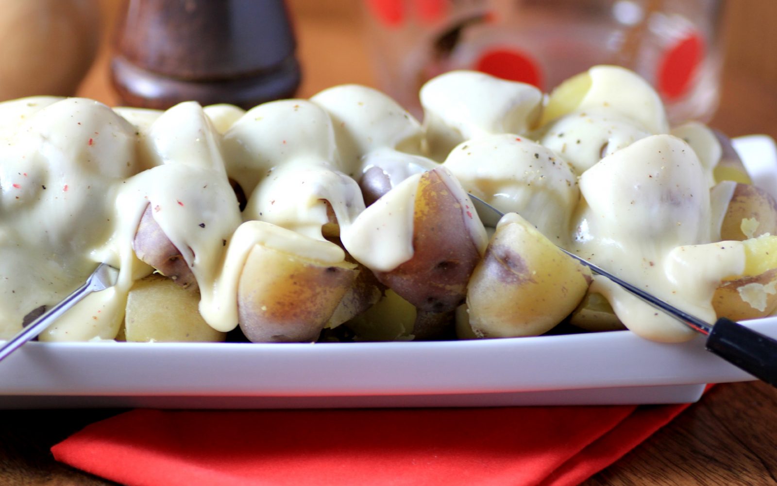 Truffle Cheese Fondue Little Potatoes