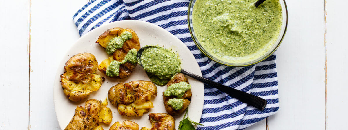 Grilled Smashed Fingerling Potatoes with Creamy Dill Herb Sauce