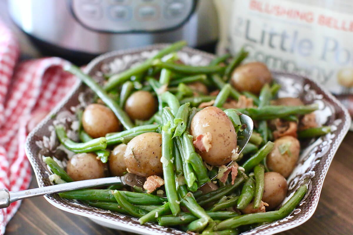 Instant Pot Southern Green Beans with Potatoes and Bacon