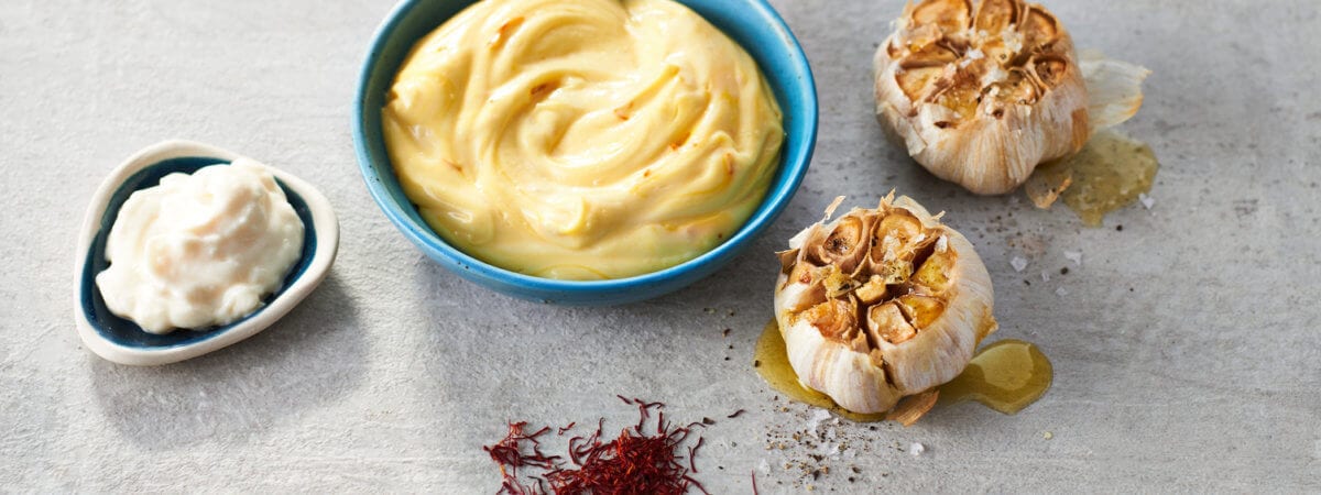 Smashed Potatoes with Saffron Aioli Dip